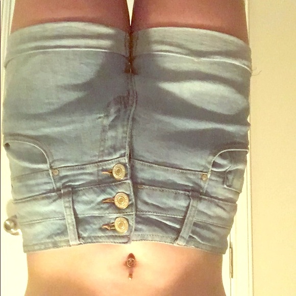 High-waisted, three button blue shorts. Size 3. - Picture 1 of 6